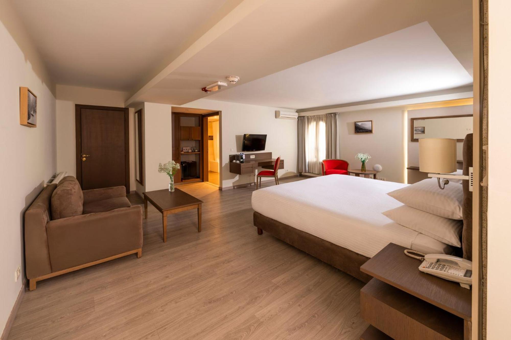 Intercontinental Mzaar Lebanon Mountain Resort & Spa By Ihg Mzaar Kfardebian Exterior photo
